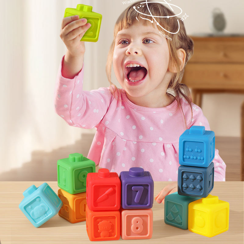 Set de 12 Cubos de Silicona Apilables con Números, Formas y Animales